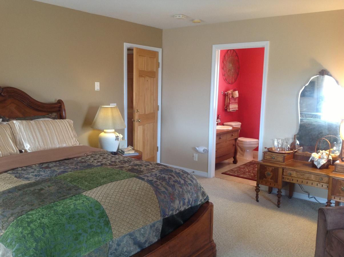 Blue Heron Inn Bed And Breakfast Rexburg Room photo